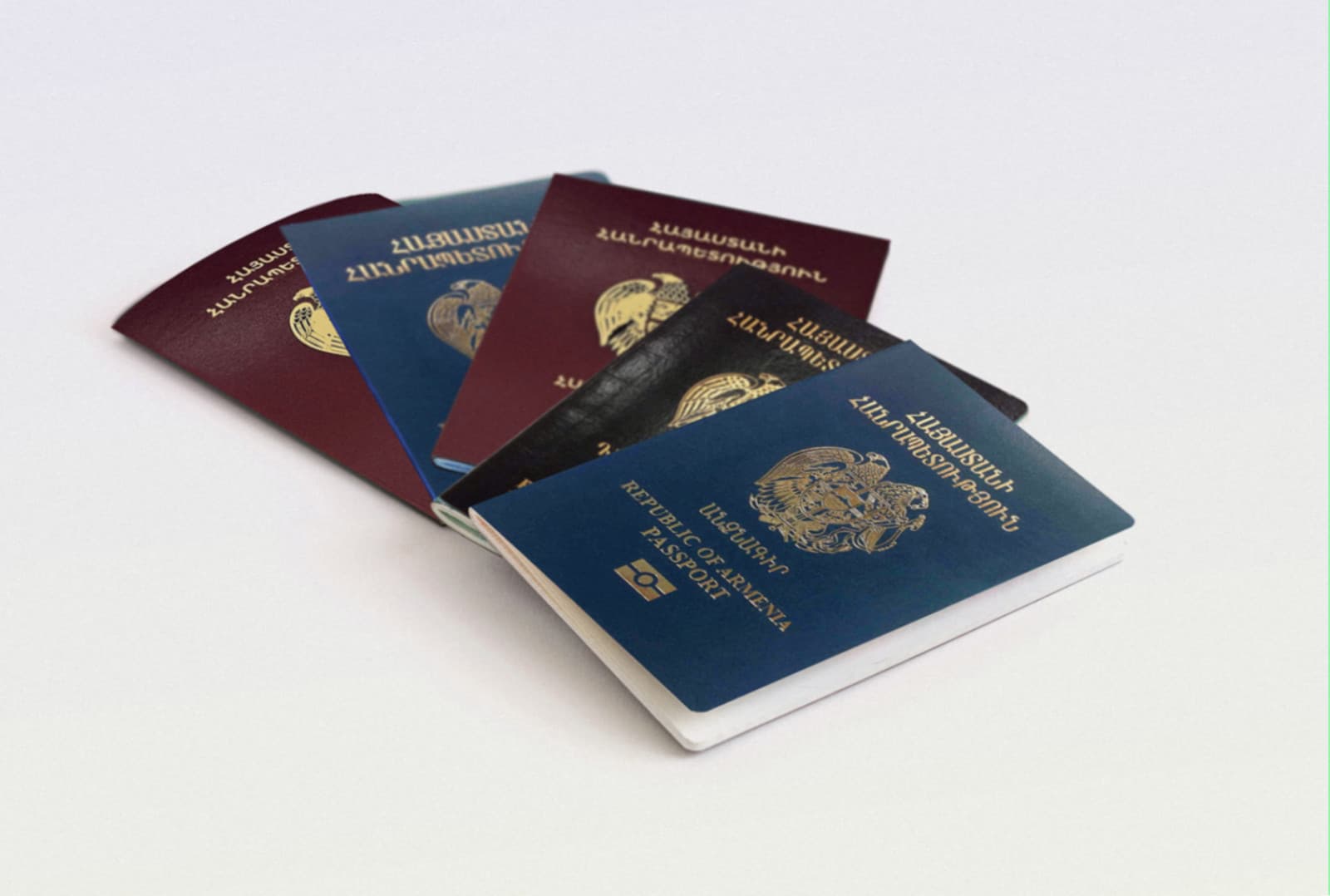 Cколько стоит нотариальный перевод паспорта?